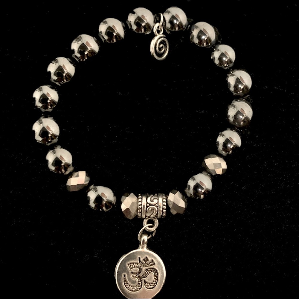 Black & silver OM & Kpru stretch bracelet